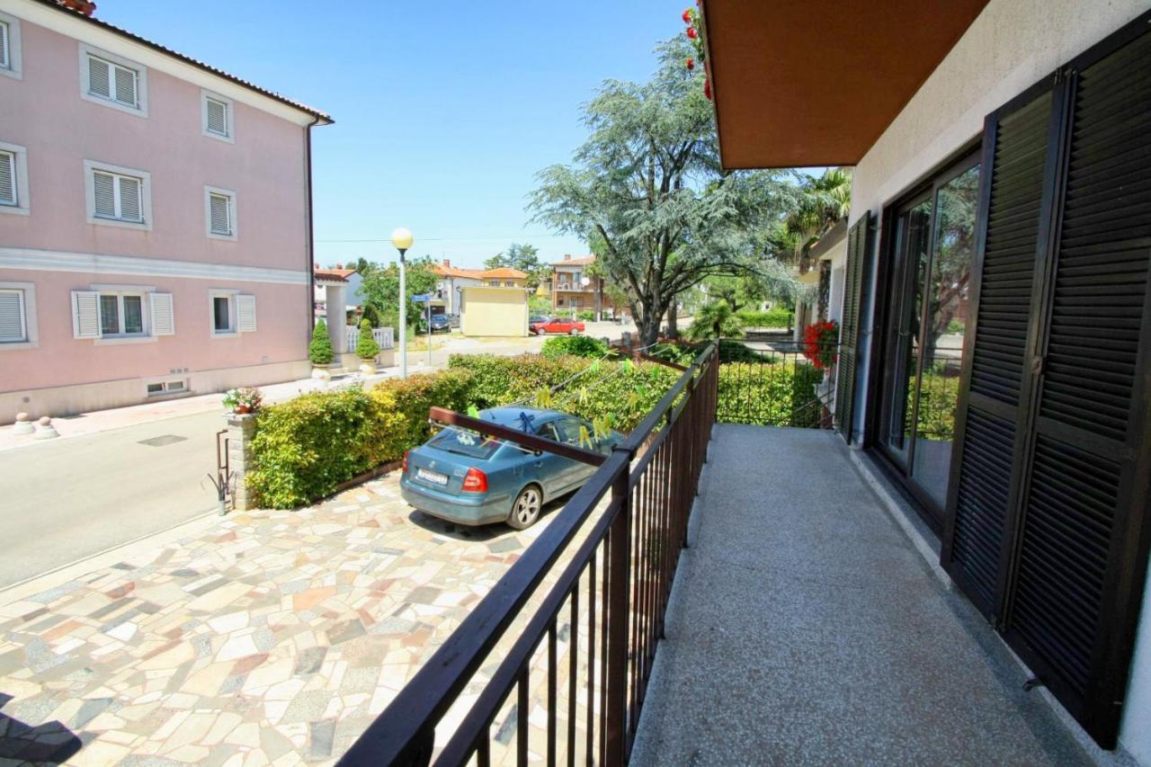 Apartments With A Parking Space Umag - 7666 Eksteriør bilde